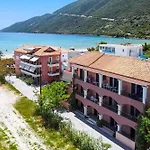Apartment Iole *